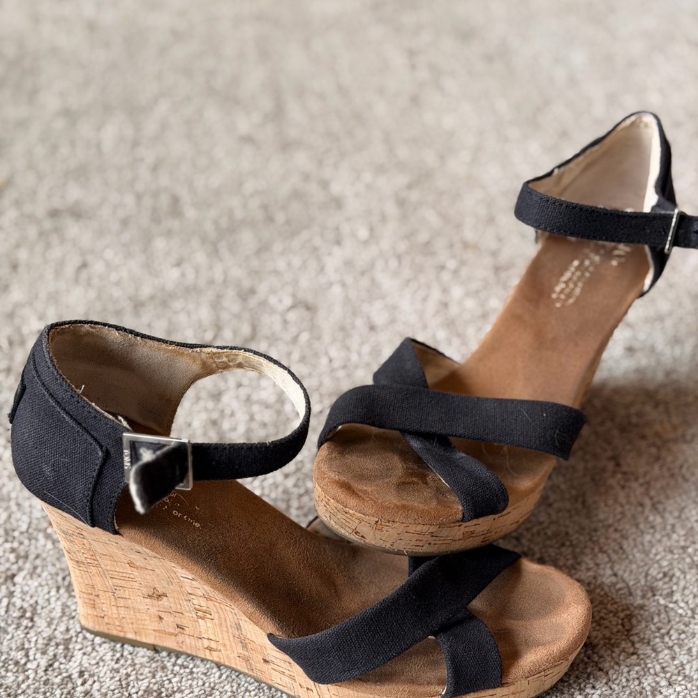 Toms Black Wedge Sandals